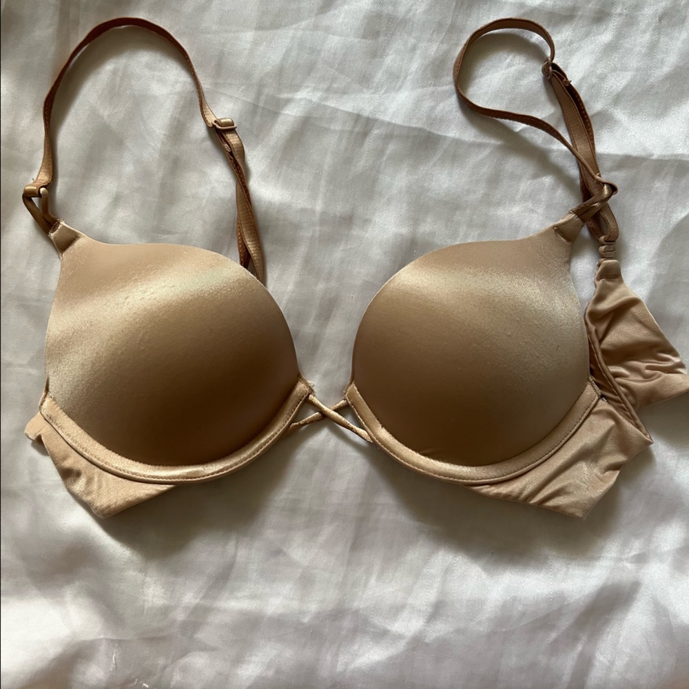 VS Bombshell 32AA Nude Bra